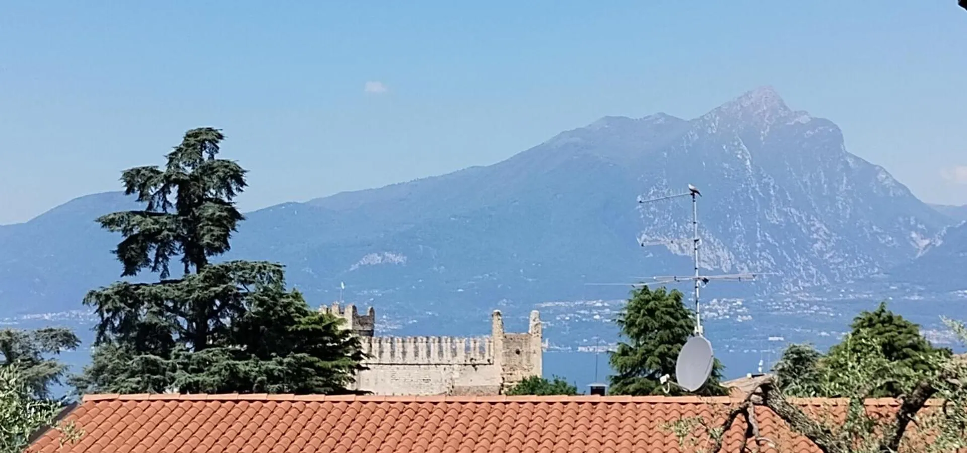 Tatil Evi Gli Oleandri Villa Torri Del Benaco İtalya