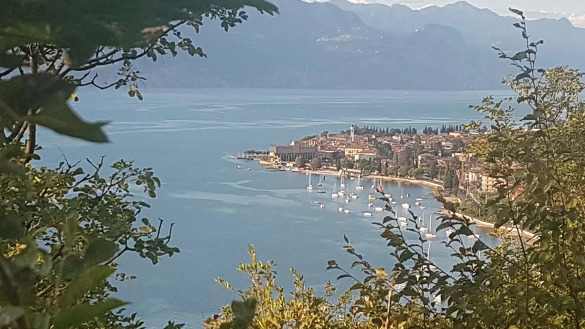 Tatil Evi Gli Oleandri Villa Torri Del Benaco