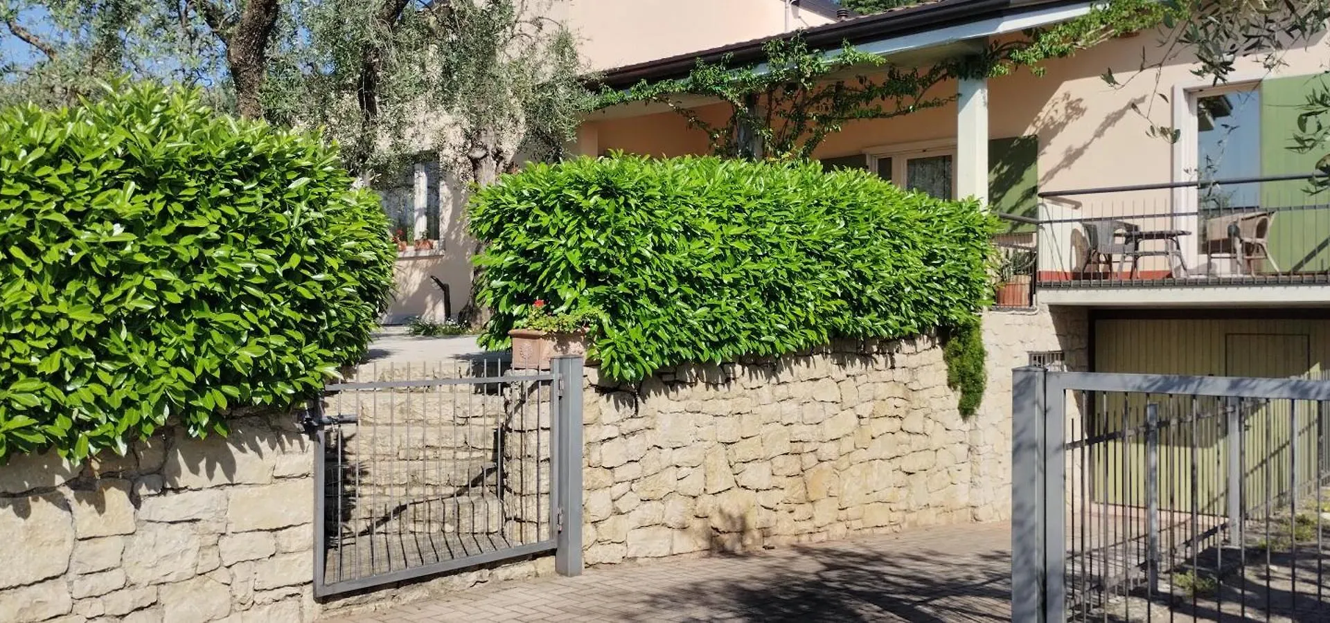 Tatil Evi Gli Oleandri Villa Torri Del Benaco