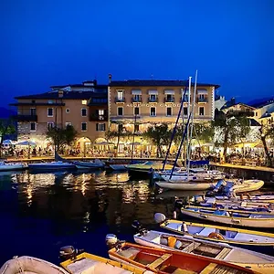 Hotel Albergo Gardesana, Torri Del Benaco